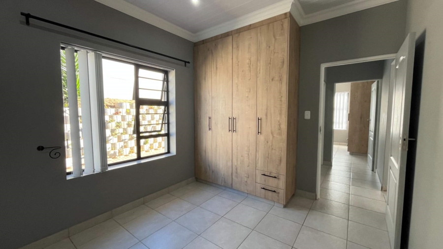 4 Bedroom Property for Sale in Island View Western Cape